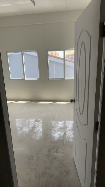 ขายหรือให้เช่า อาคารพาณิชย์ 3 ชั้นครึ่ง  เลขที่ 55/40 หมู่บ้านสุขนิเวศน์ 9  แก้วอินทร์,บางแม่นาง บางใหญ่ นนทบุรี 